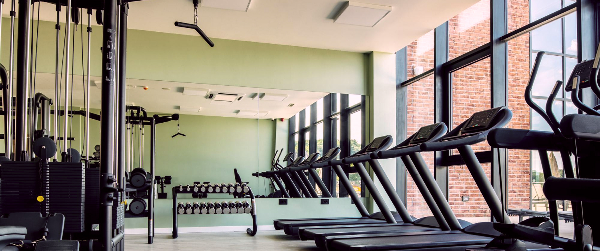 Спортивный фитнес-зал/клуб